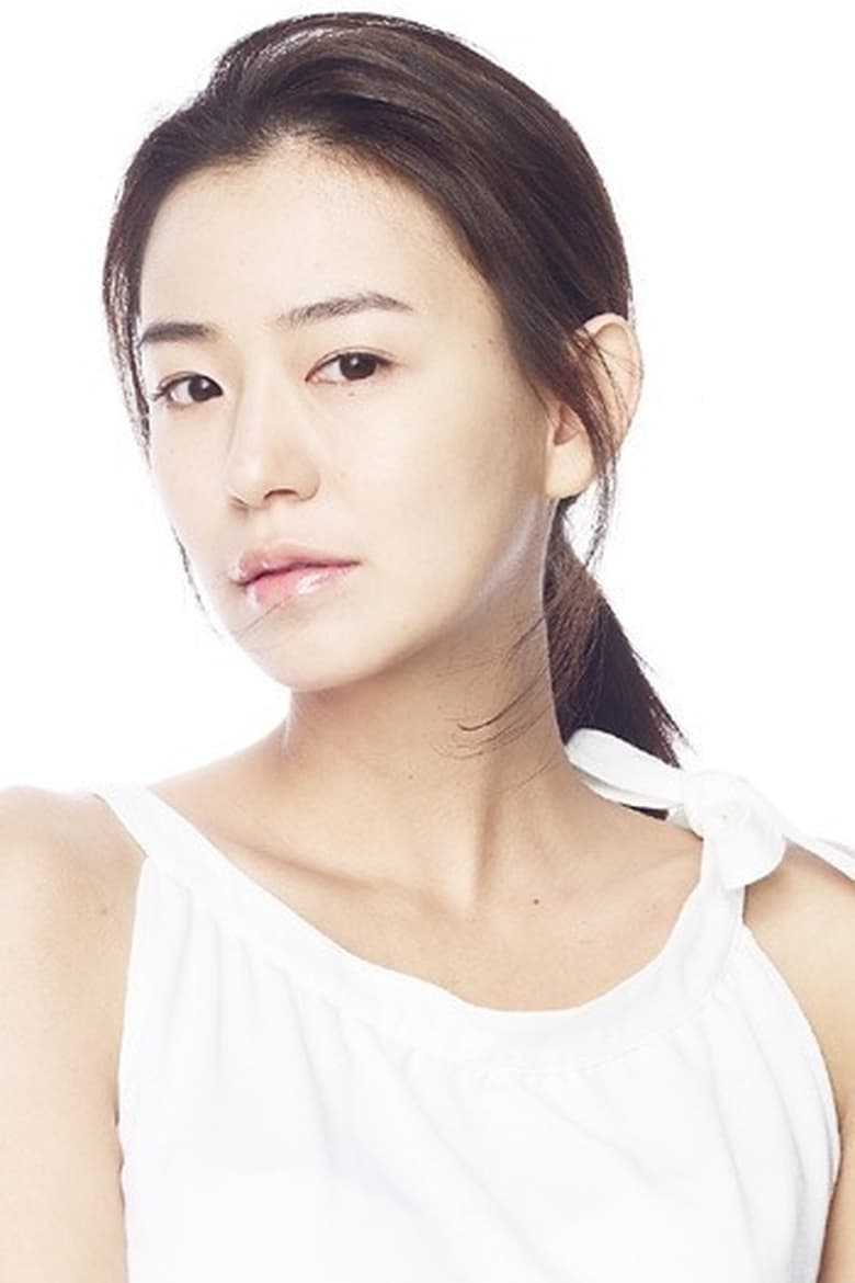 Shim Yi Young