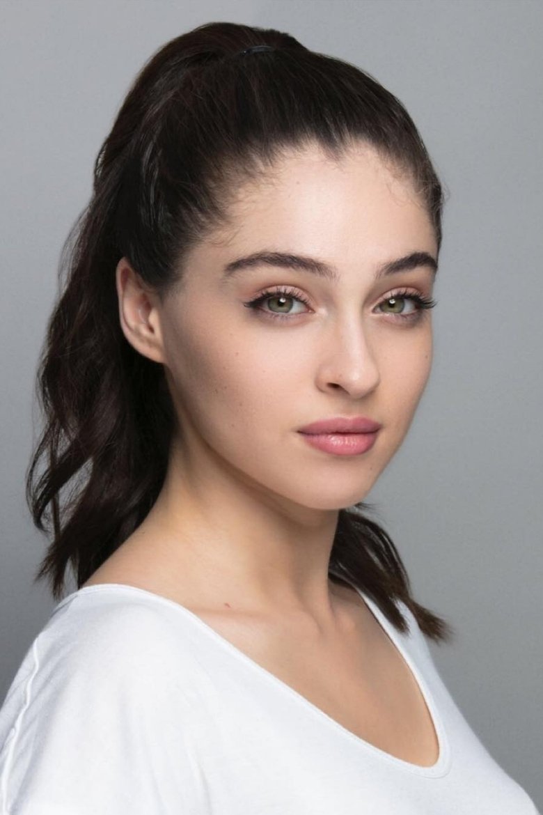 Cemre Baysel